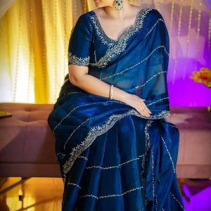 Georgette Embroidery Sharee with Blouse Piece Soft georgette fabrics. Sharee 12 Hat. Separate blouse piece.